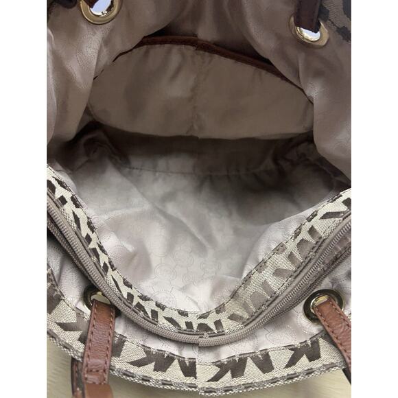 Michael Kors Khaki Signature Canvas Double Handles Tote Bag - Picture 6 of 16